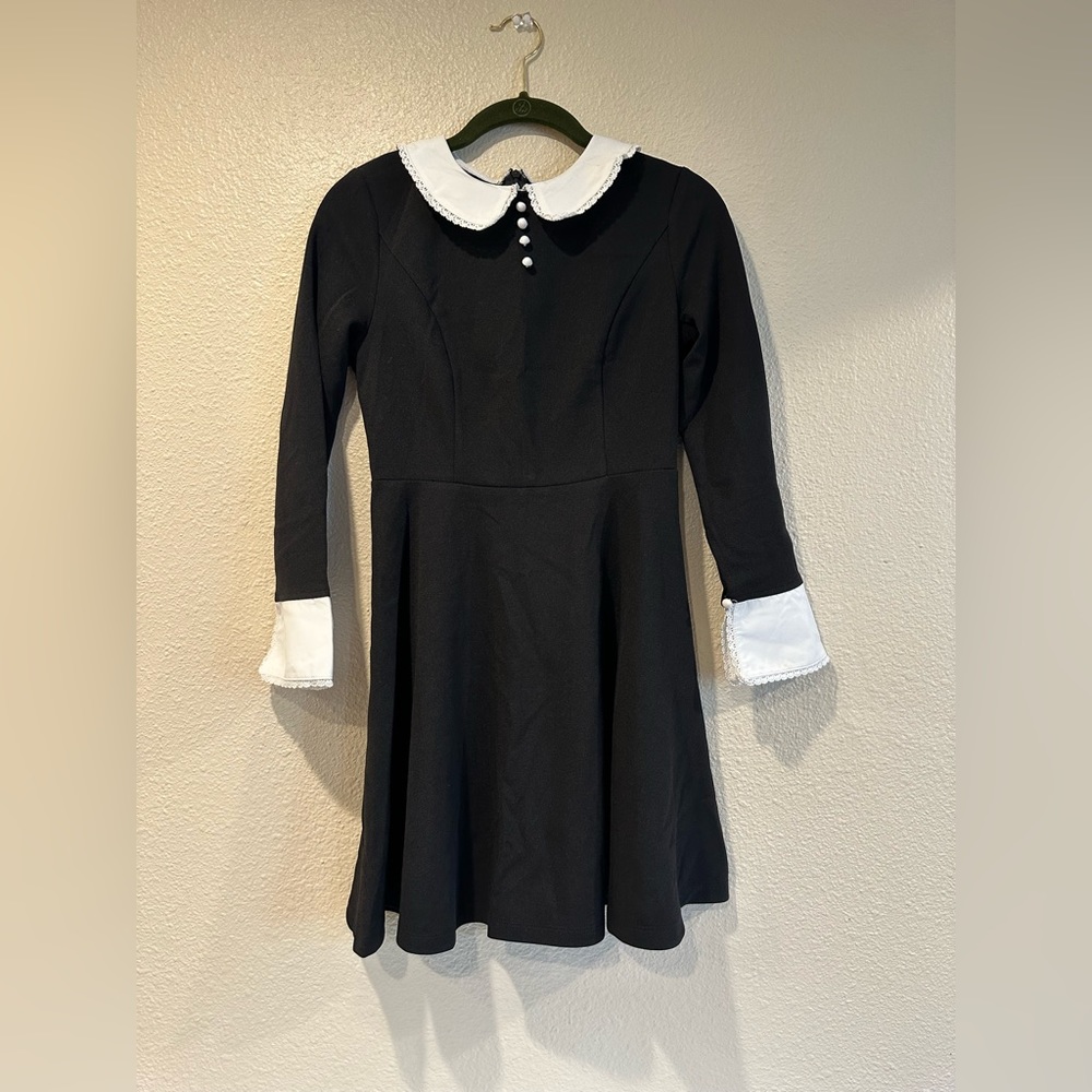 Wednesday Addams Family Costume Size XS Spirit Halloween
